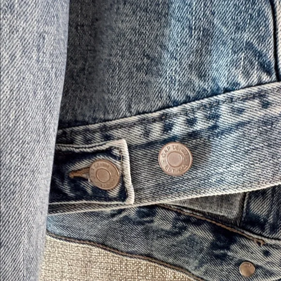 Darling Gap vintage style puff sleeve denim jacket - in mint condition! - Picture 5 of 5